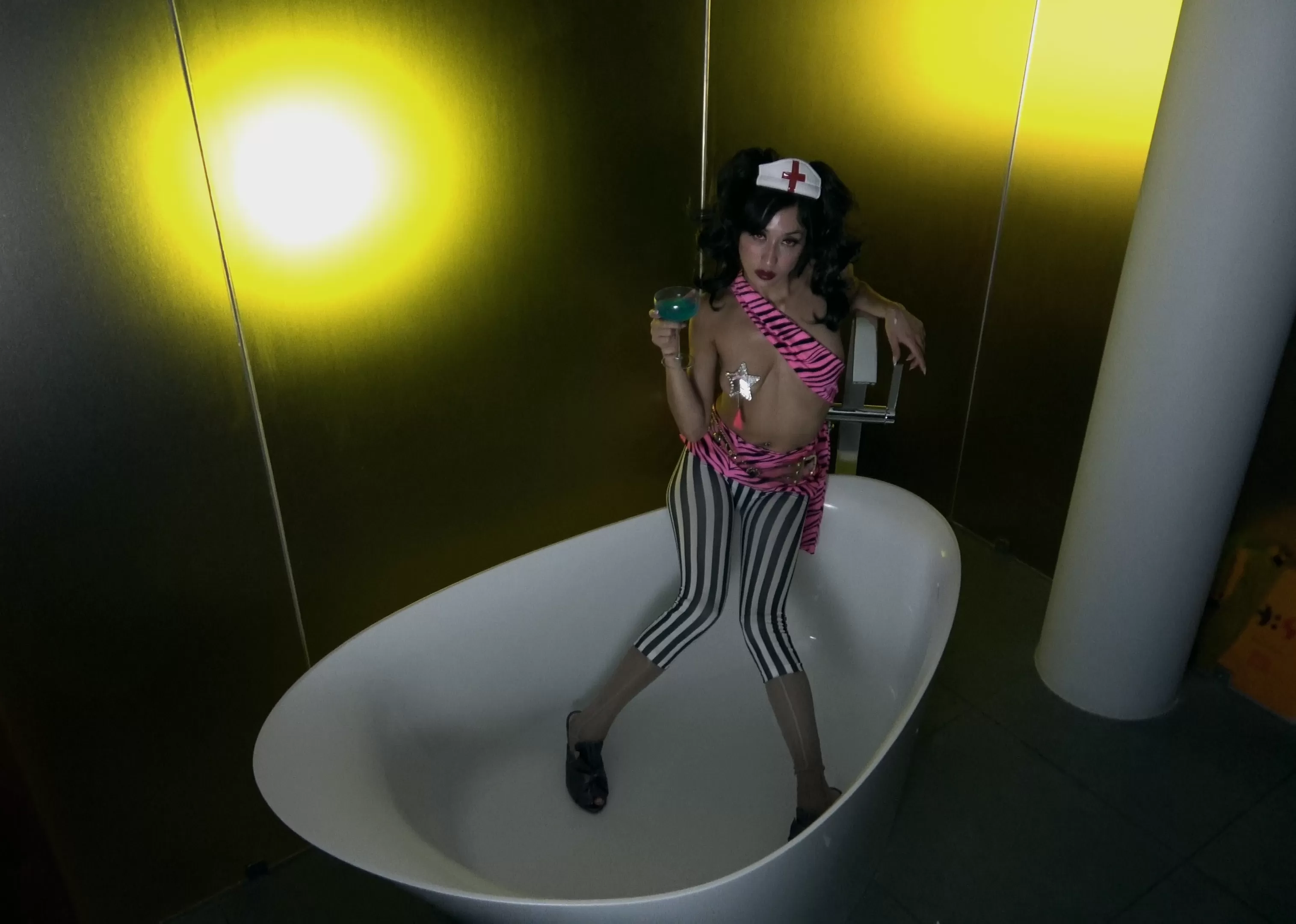 ISABELLA LOVESTORY PRESS TOUR @ CDMX