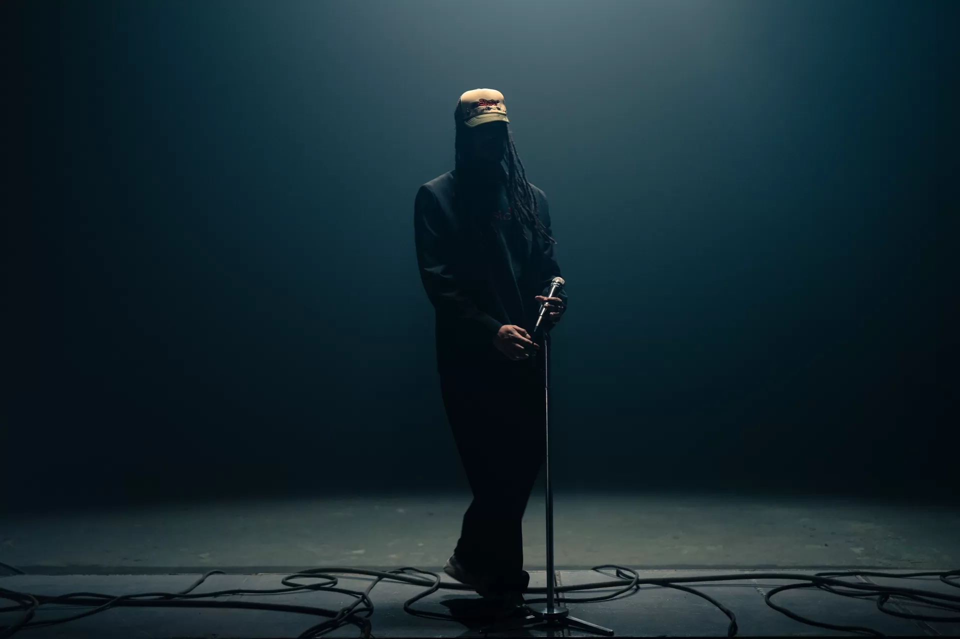 JESSE BAEZ - ME QUIERES MAL (MUSIC VIDEO)